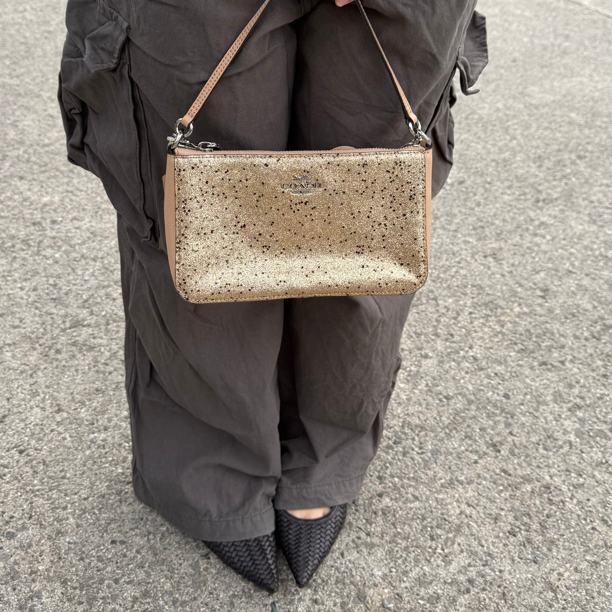 COACH Shoulder Bag Gold Stars with extra Pouch