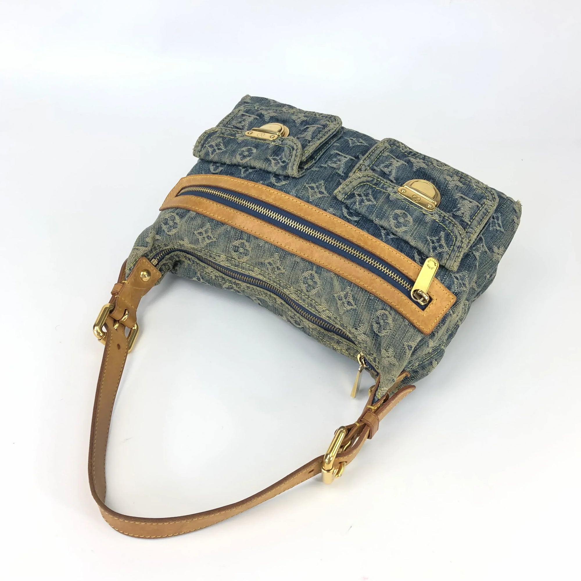 louis_vuitton_monogram_denim_baggy_pm99693988088673 - zeitlos.