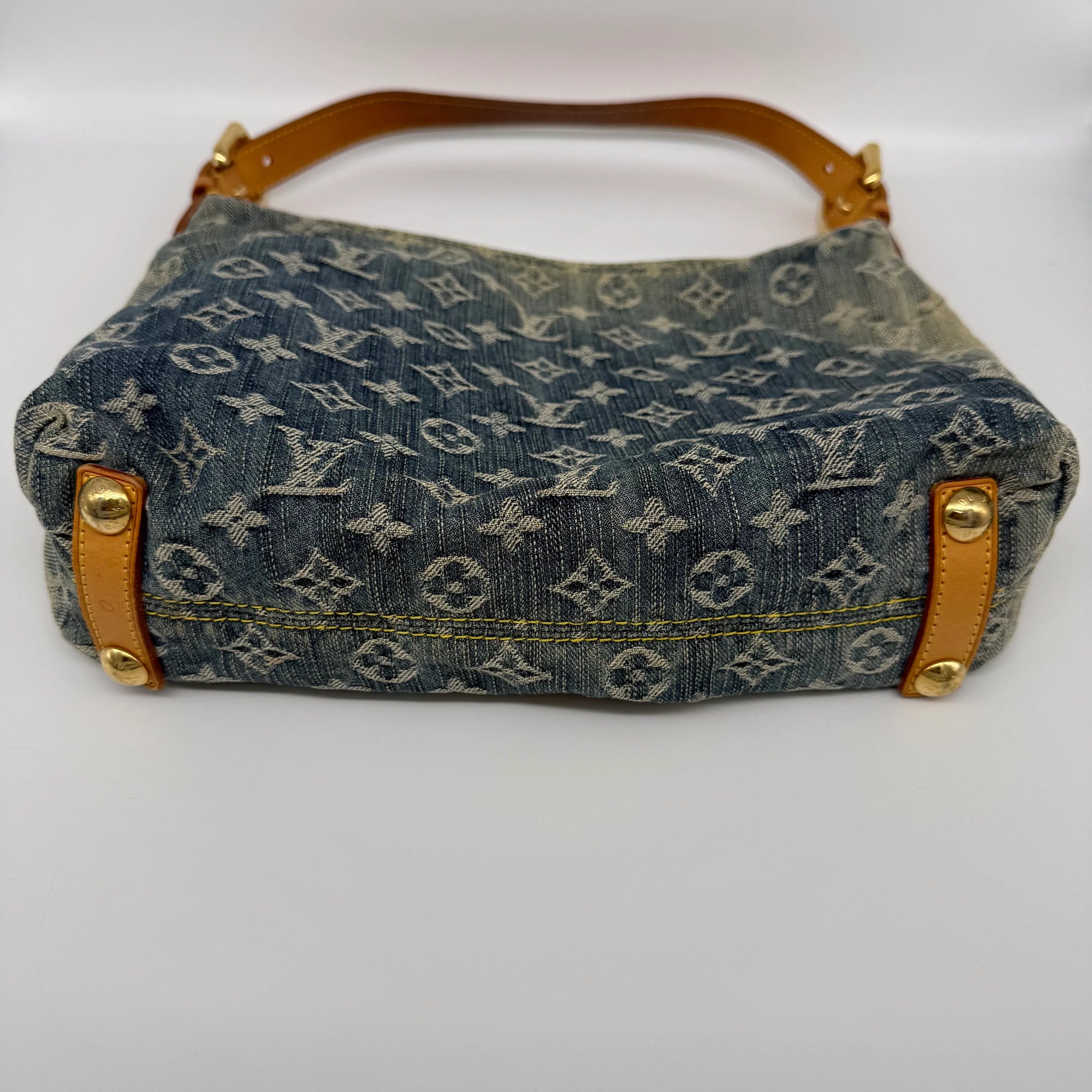 louis_vuitton_monogram_denim_baggy_pm99693988088678 - zeitlos.