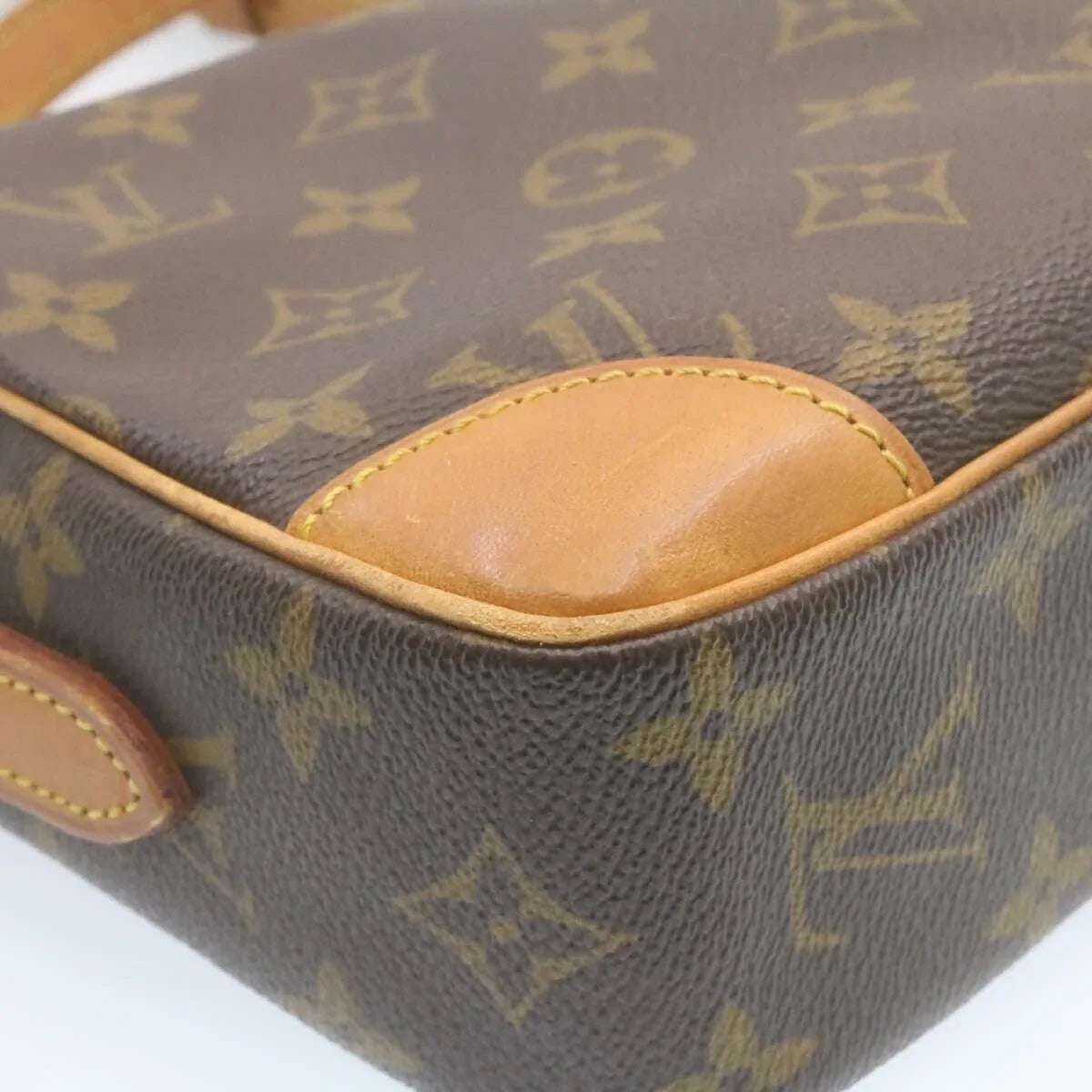 louis_vuitton_trocadero_crossbody_bag96566292974435 - zeitlos.