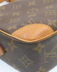 louis_vuitton_trocadero_crossbody_bag96566292974435 - zeitlos.
