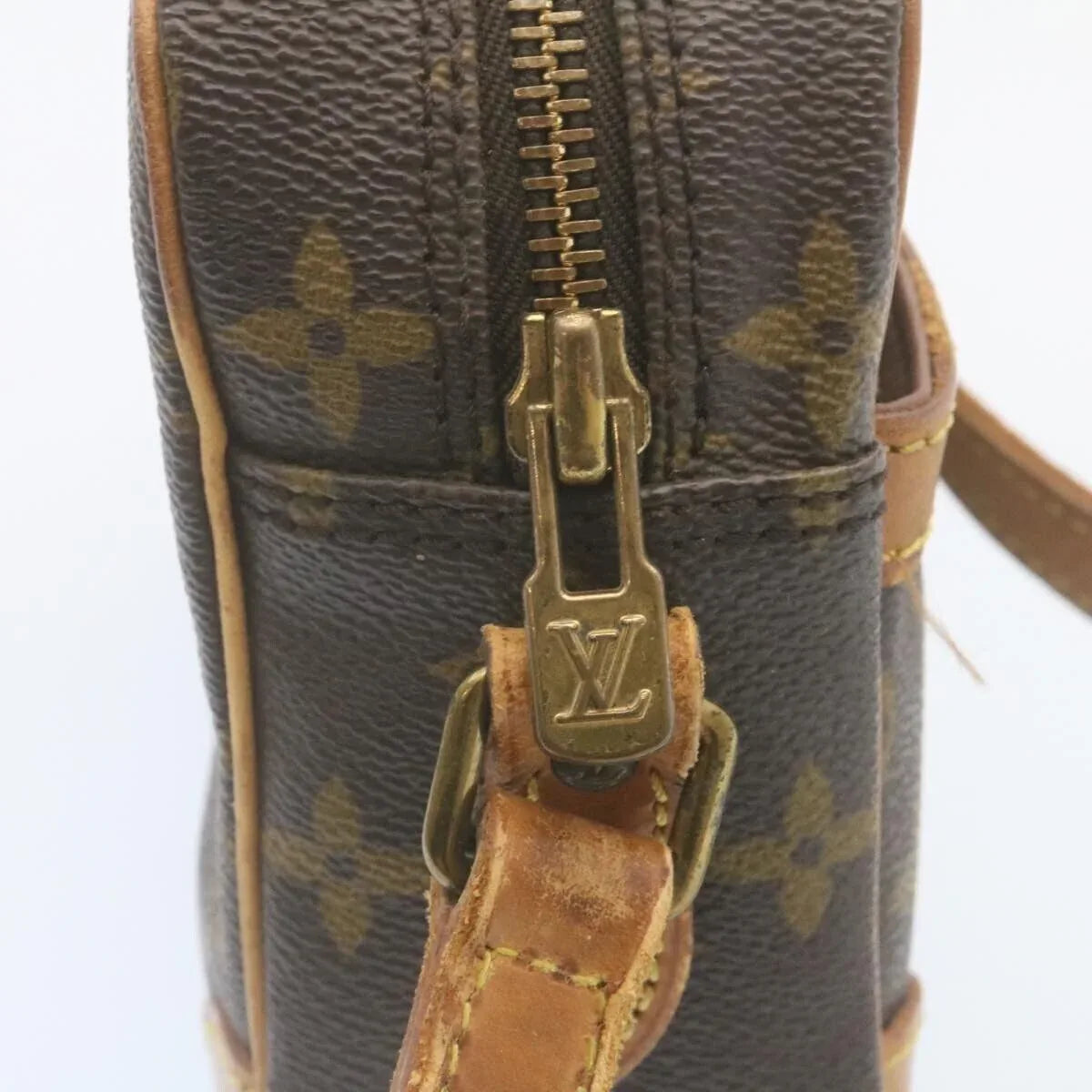 louis_vuitton_trocadero_crossbody_bag96566292974436 - zeitlos.