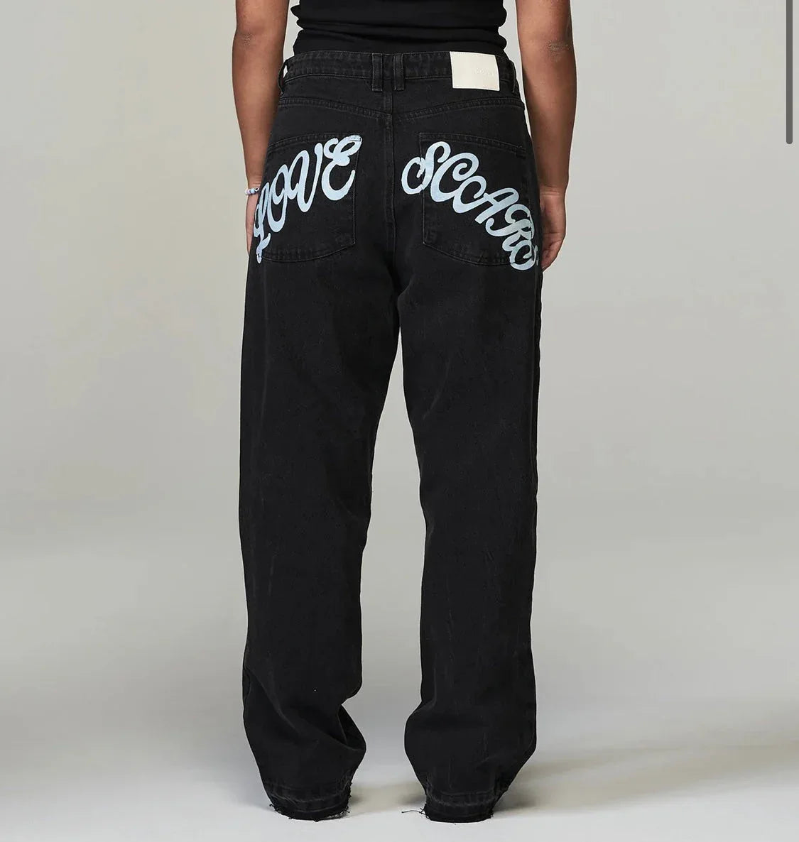 love_scars_backprint_jeans_black96499756567394 - zeitlos.