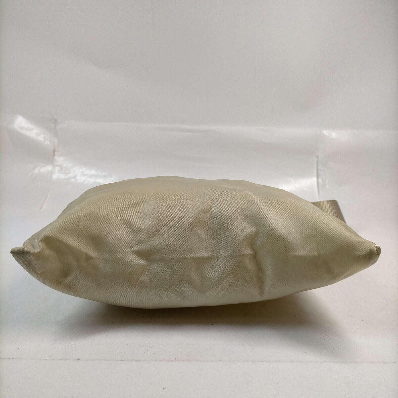 prada_hand_bag_nylon_beige96499828001635 - zeitlos.